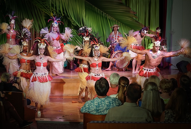 O Tahiti E is one of the oldest dance troupes in French Polynesia