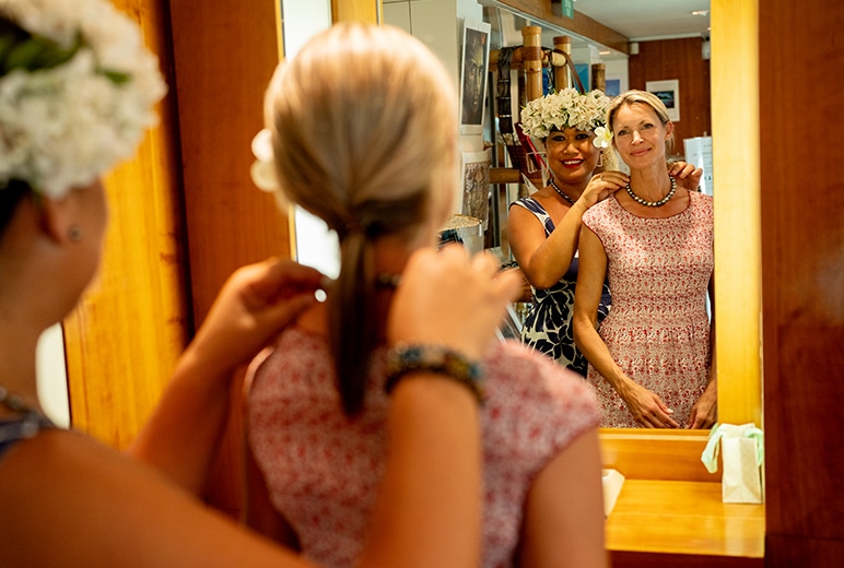 La Boutique aboard The Gauguin carries exquisitely crafted Tahitian pearl jewelry designed by Hinerava Jewelry.