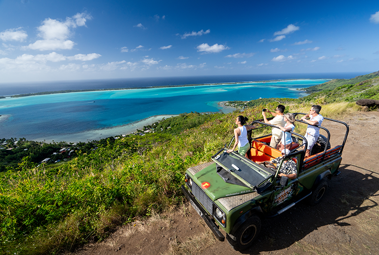 Safari tour in Moorea