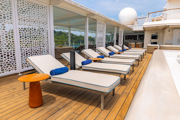 pool side loungers