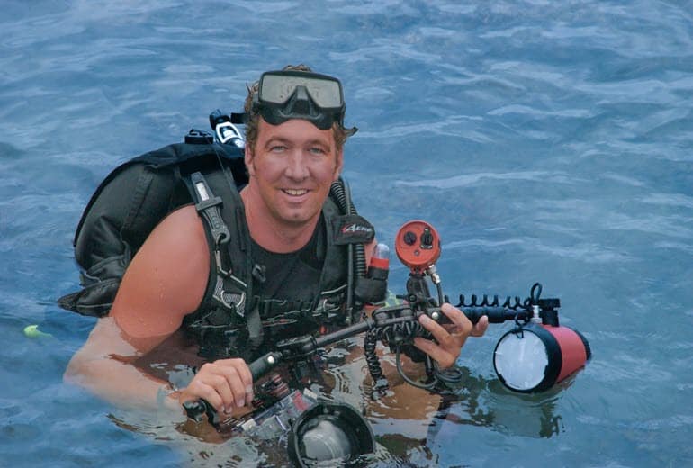 Jad Davenport | Diving in Fiji